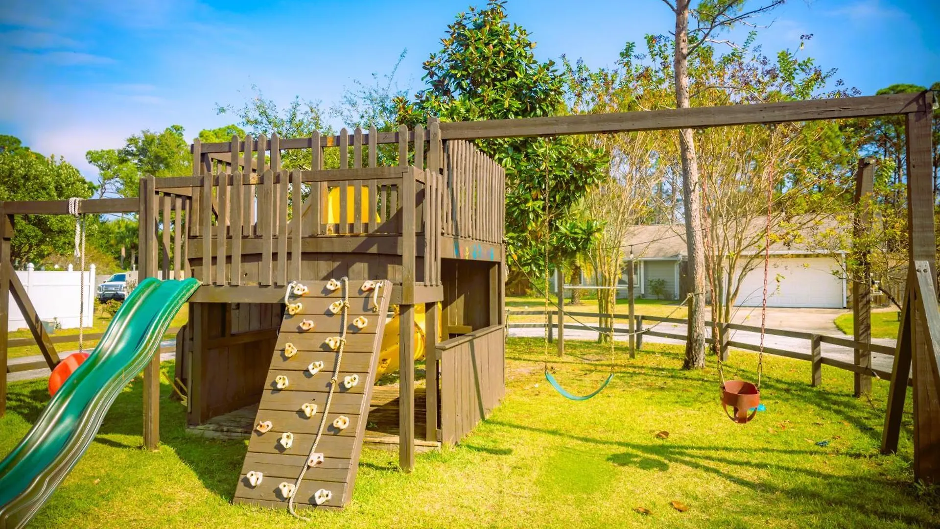 Panhandle Paradise, Heated Pool, Hot Tub, Mini & Disc Golf, Game Room Panama City Beach
